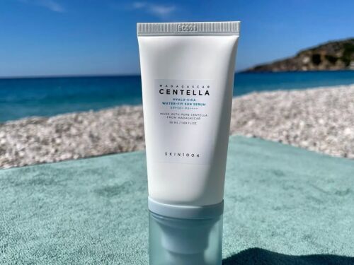 Skin1004 Madagascar Centella Hyalu-Cica Water-Fit Sun Serum