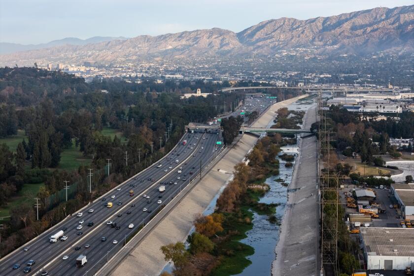 With few storms in 8 months, Southern California swings toward drought. Will rain ever come?