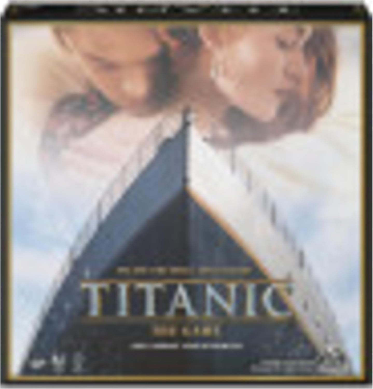 Spin Master Games The Titanic Movie, Strategy Party Game, for Adults and Kids Ages 12 and up