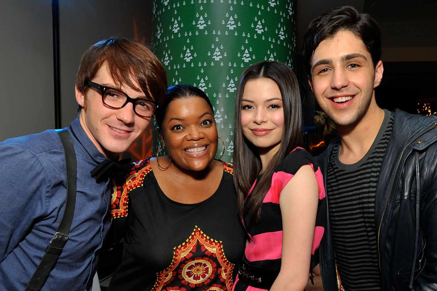 Yvette Nicole Brown Says She Learned from ‘Drake & Josh’ Child Actors