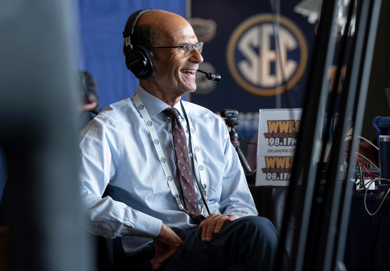 Finebaum waves white flag on ESPN after leading Alabama parade: ‘Count me out’