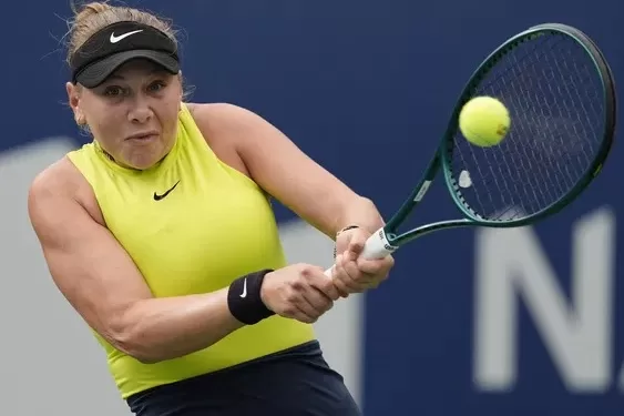 Madison moves on at ASB Classic