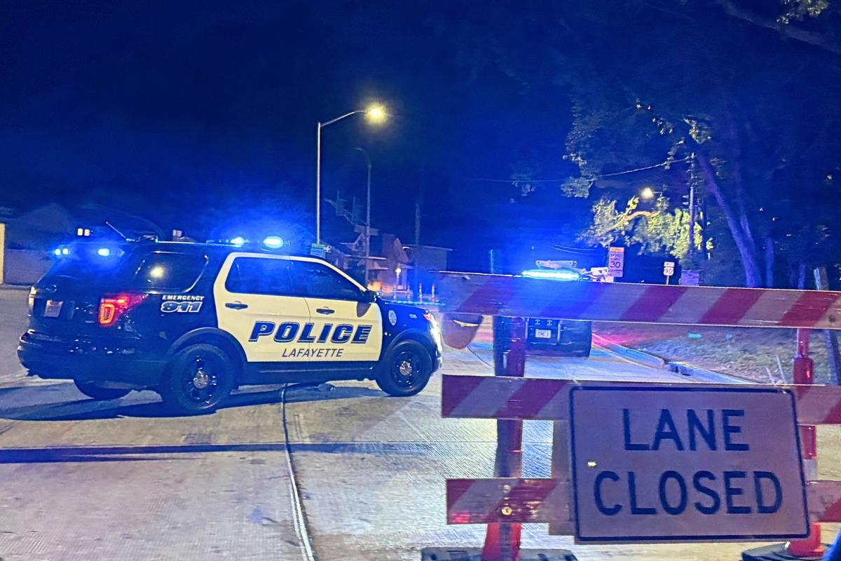 Large Lafayette Police Presence at the Acadiana Mall