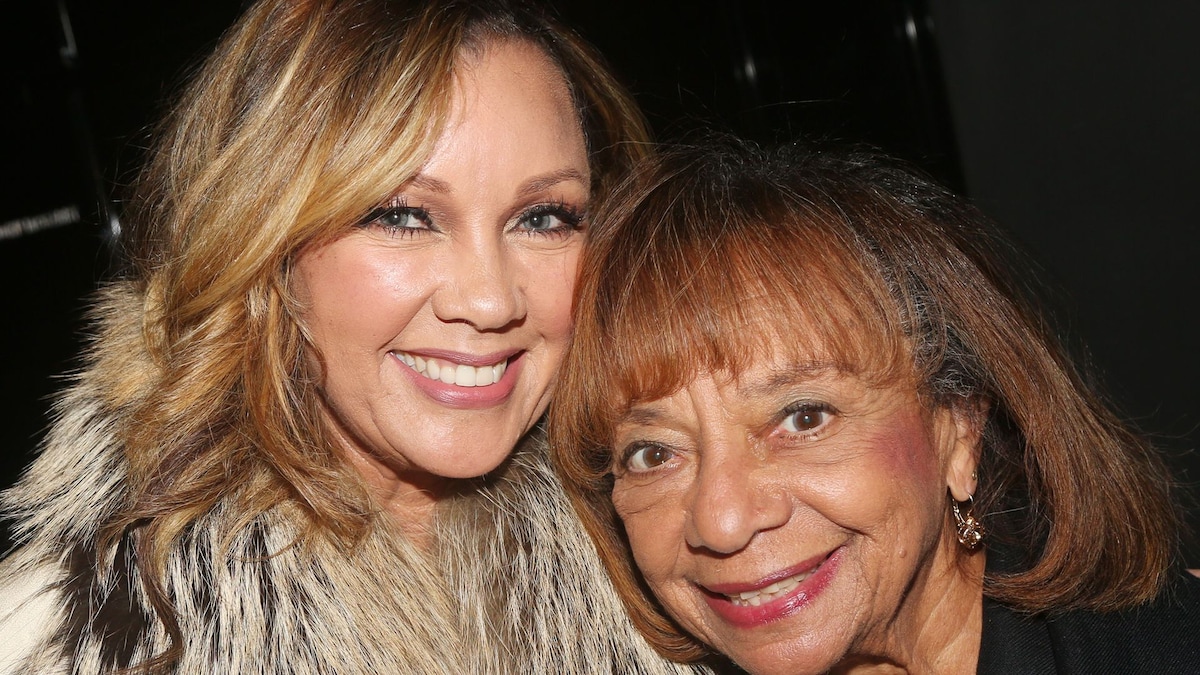 Vanessa Williams’ mom dies at 85 on a trip to watch her daughter’s West End debut