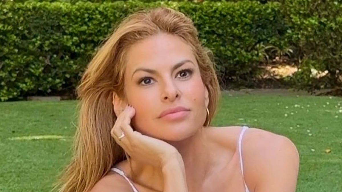 Eva Mendes shares new family photo: ‘Like mother, like daughter’