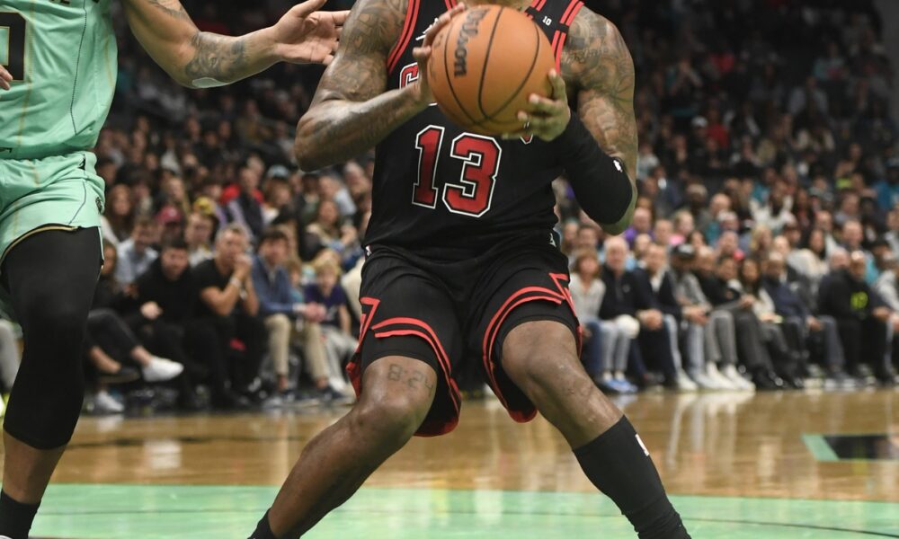 Torrey Craig Doubtful for Bulls with Lower Leg Contusion