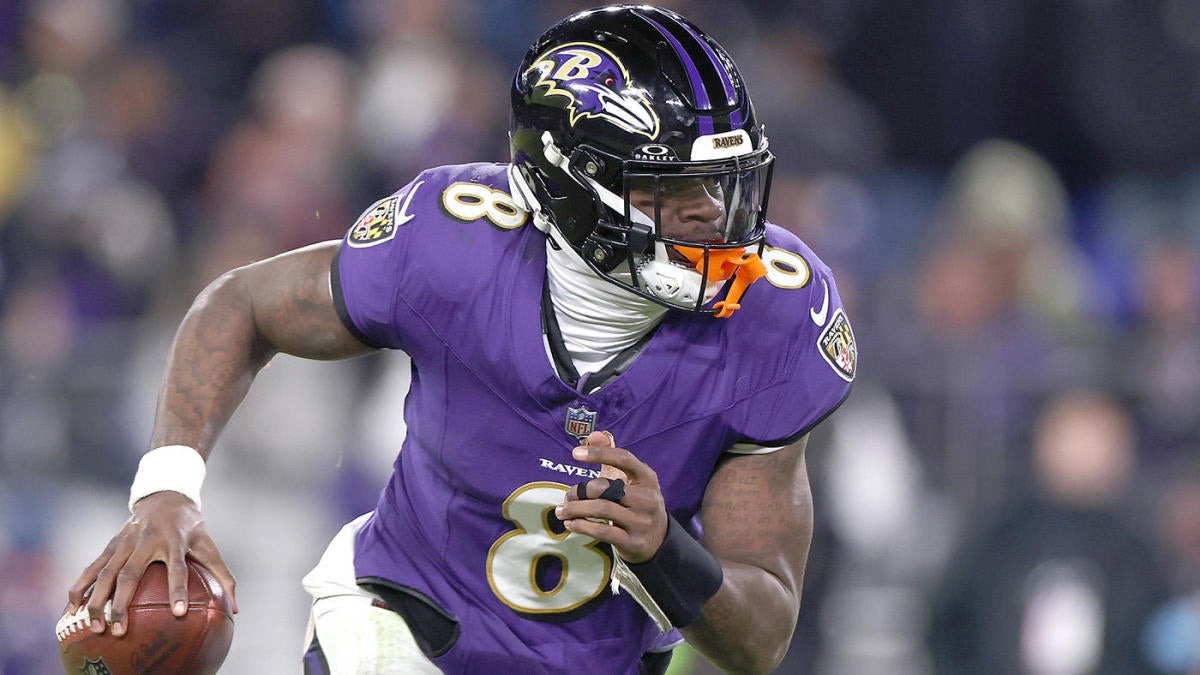 Ravens’ Lamar Jackson makes NFL history with multiple milestones in blowout victory over Browns