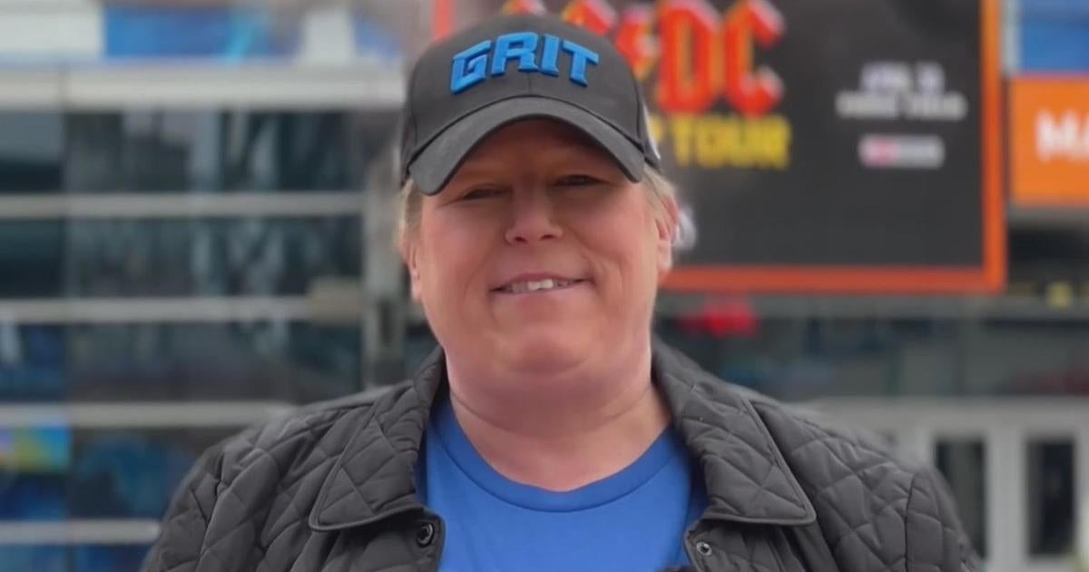 Longtime Detroit Lions fan hopeful for Super Bowl appearance, purchases plane tickets to attend