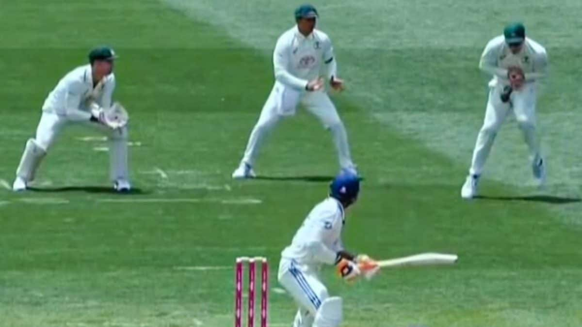 Steve Smith Drops A Sitter In The Slips To Give Lifeline To Ravindra Jadeja: Watch