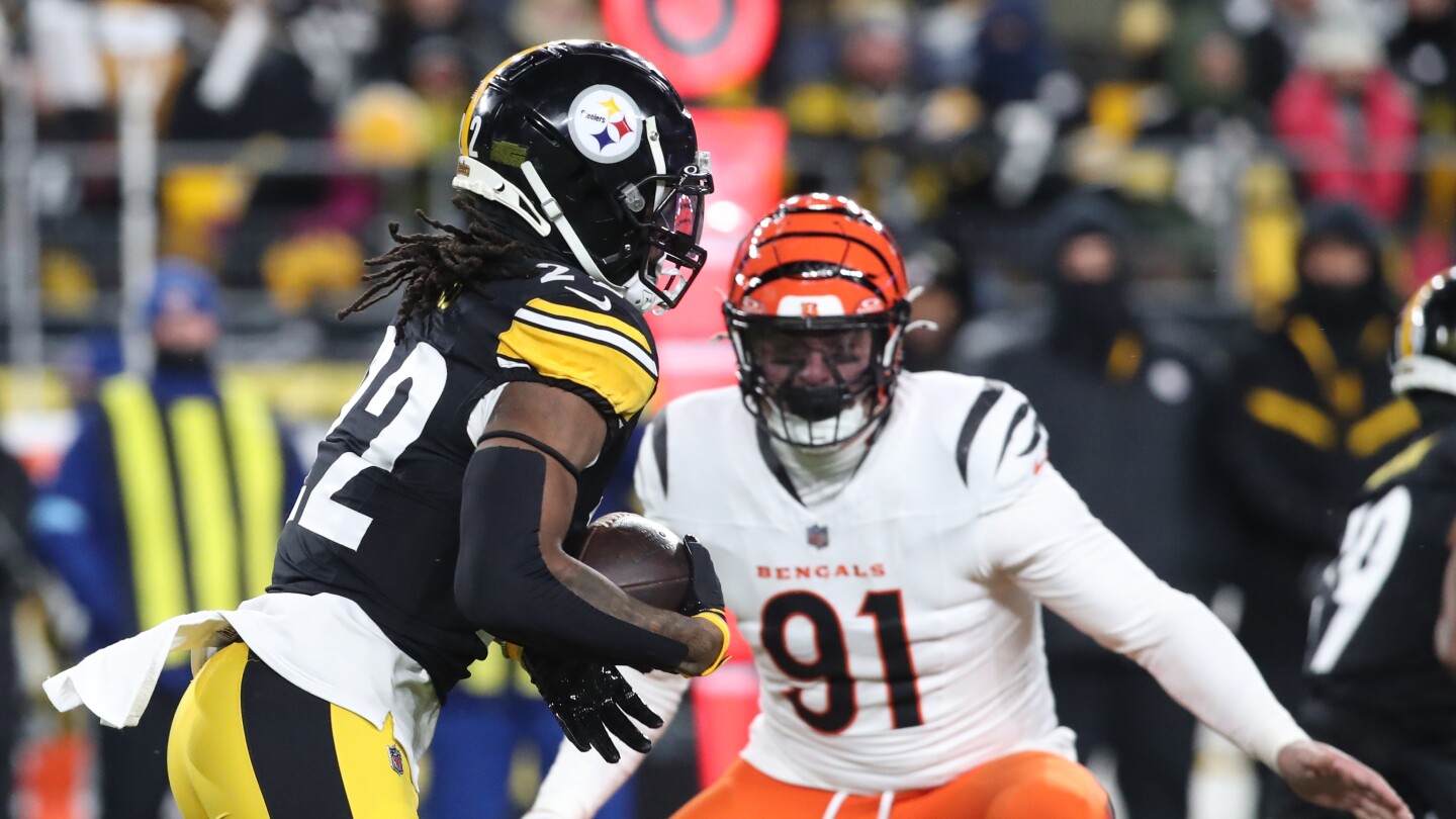 Najee Harris cuts Bengals lead to 10-7